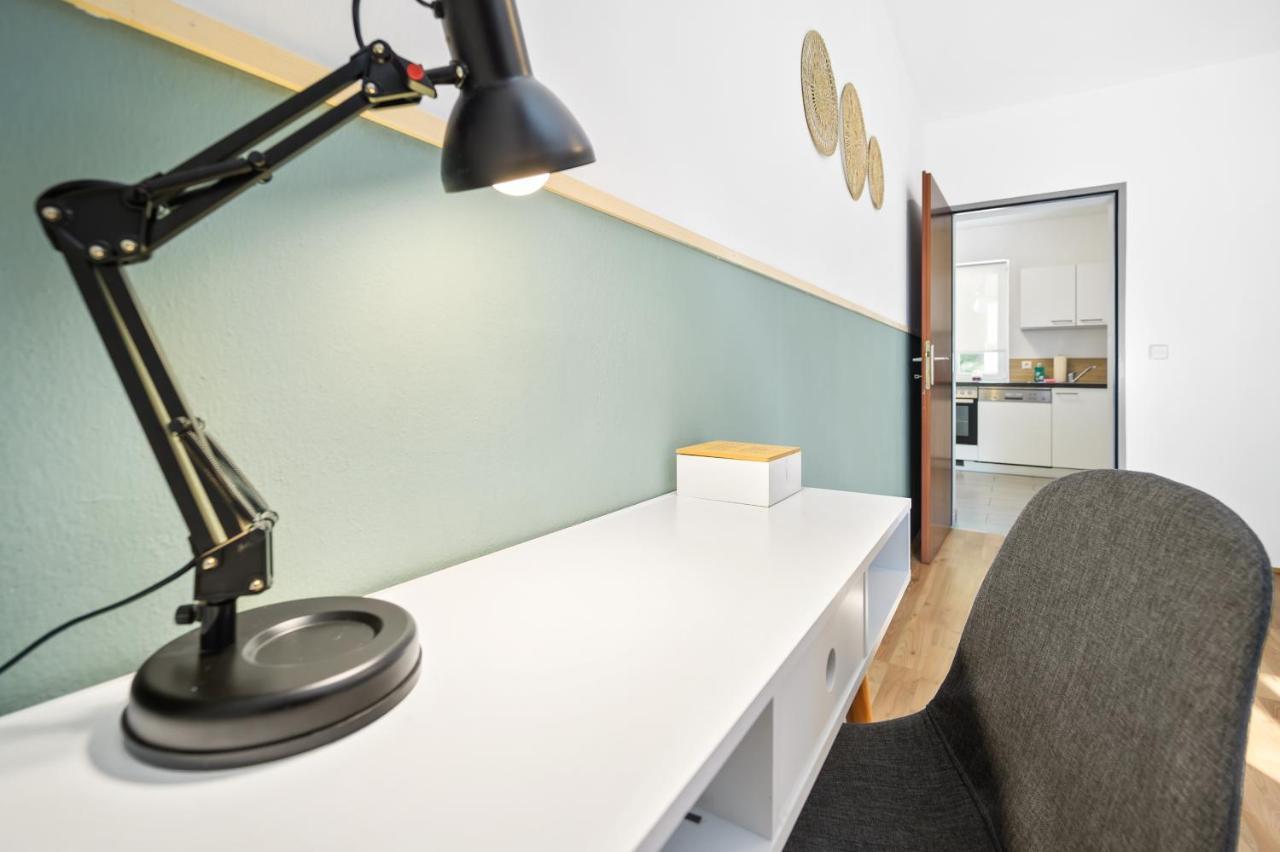 Erholung Pur Nahe Krankenhaus & Uni Mit Parkplatz! Apartamento Graz Exterior foto